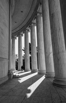 Achieving - The Jefferson Memorial Structures by Jonathan Nguyen