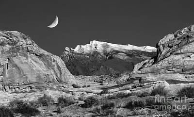 Achieving - The Moon and the Mountain Range by Mike Nellums