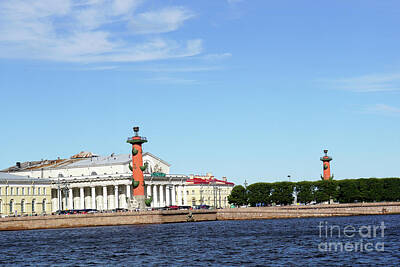 Graphic Tees - The Rostral column, Saint Petersburg by Vladi Alon