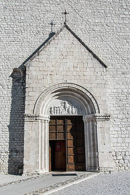 Juj Winn - Venzone, Duomo. Reconstruction Symbol by Nicola Simeoni