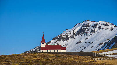 Landscapes Kadek Susanto Royalty Free Images - Vik Church Iceland Royalty-Free Image by Chris Thaxter
