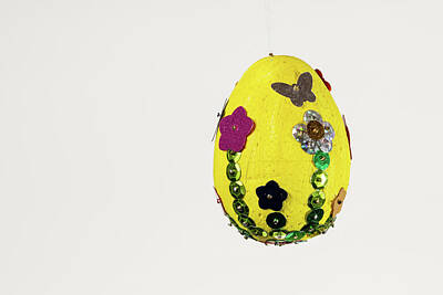 Glass Of Water - A colorful easter egg used for decorating an Easter egg tree by Stefan Rotter