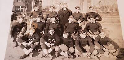 Football Royalty-Free and Rights-Managed Images - 920 30 s High School Football Team Photograph by Celestial Images