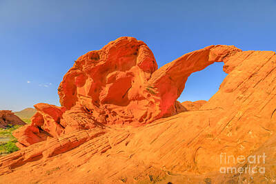 Modern Kitchen Royalty Free Images - Arch Rock Valley of Fire Royalty-Free Image by Benny Marty