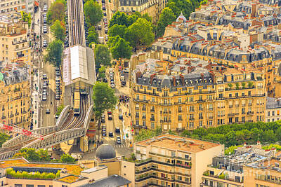 Paris Skyline Photos - Line 6 Paris Metro by Benny Marty