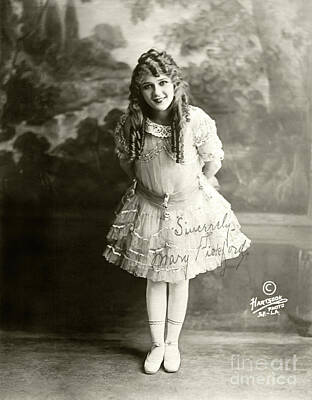 Cities Royalty-Free and Rights-Managed Images - Mary Pickford - 1910s by Sad Hill - Bizarre Los Angeles Archive