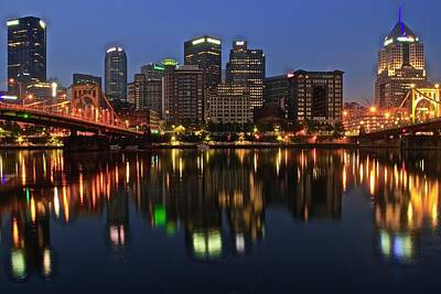 Beer Photos - Night Descends on Pittsburgh by Frozen in Time Fine Art Photography