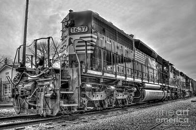 Transportation Royalty-Free and Rights-Managed Images - Norfolk Southern Locomotive Number 1637 B W Tennille Georgia Train Art by Reid Callaway
