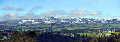 Skiing And Slopes - Sonoma Mountain with Snow, Panorama Petaluma by Wernher Krutein
