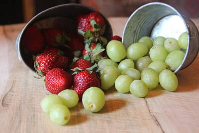 Amy Weiss Royalty Free Images - Strawberries And Grapes Royalty-Free Image by Cathy Lindsey