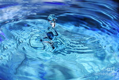 Love Marilyn - Blue water by HHelene K B