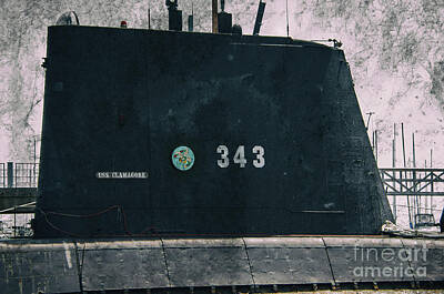 Sports Tees - USS Clamagore 343 World War II Navy Sub by Dale Powell