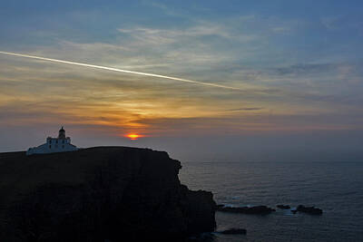 Target Threshold Photography - Stoer Head Lighthouse at Sunset by Derek Beattie