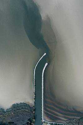 Pucker Up - Aerial photography of body of water by Julien