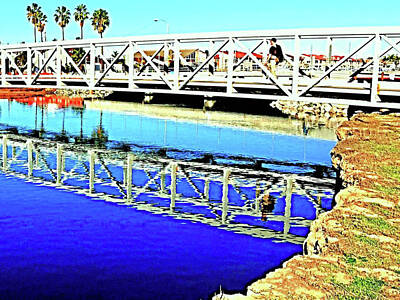Vintage Jaquar - Bridge Reflections by FlyingFish Foto