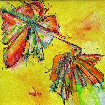 Abstract Flowers Paintings - BullsEye by Glen Garnett