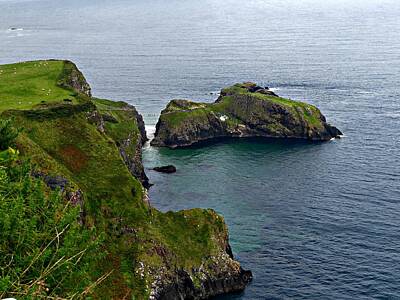 Frame Of Mind Royalty Free Images - Carrick A Rede Island 6 Royalty-Free Image by John Hughes