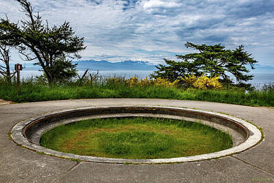 Curated Round Beach Towels - Fort Ebey 104 by Mike Penney