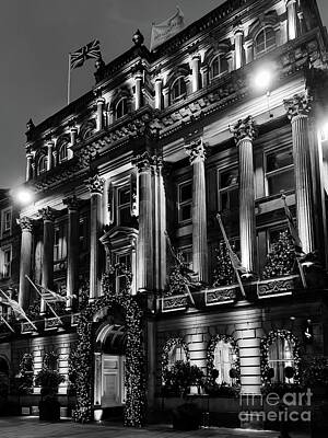 Discover Inventions - George Hotel Edinburgh Scotland in Monochrome  by Douglas Brown