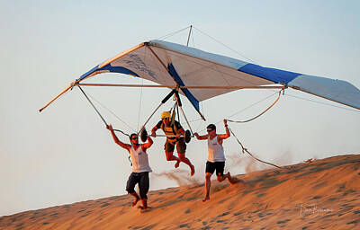Dan Beauvais Royalty-Free and Rights-Managed Images - Hang Gliding #1447 by Dan Beauvais