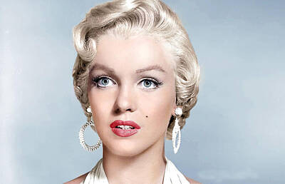 Actors Digital Art - Marilyn Monroe by Celestial Images