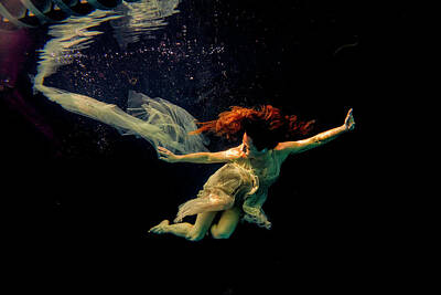 Minimalist Movie Posters - Nina swimming looking back by Dan Friend