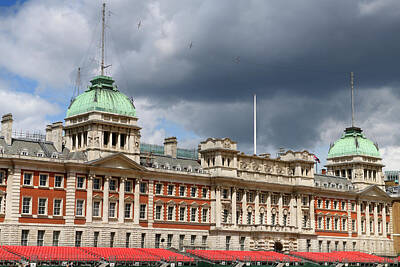 Vintage Performace Cars - Old Admiralty Buildings at the Horse Guards Parade Westminster L by Reimar Gaertner