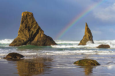 Royalty-Free and Rights-Managed Images - Rainbow over the Pacific by Darren White