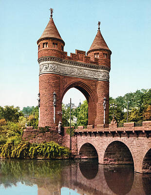 Landmarks Photo Royalty Free Images - Soldiers and Sailors Memorial Arch - Hartford - Circa 1905 Photochrom Royalty-Free Image by War Is Hell Store