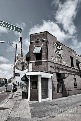 Kitchen Food And Drink Signs - Sun studio Memphis by Patricia Hofmeester
