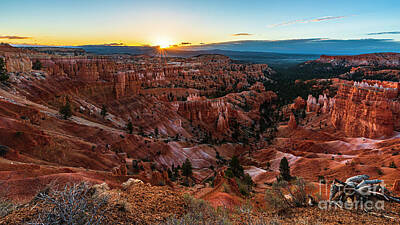 Sweet Tooth - Sunrise Sunstar over Bryce Canyon National Park Utah by Phillip Espinasse