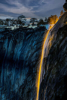 Barnyard Animals - The Yosemite Horsetail Falls - Firefalls by Amazing Action Photo Video
