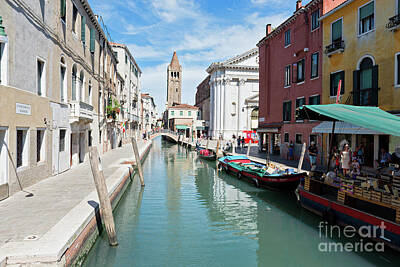 Seascapes Larry Marshall -  Typical canals with old houses Venice by Beautiful Things