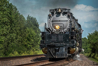 Tribal Patterns - Union Pacific Big Boy 4014 at Brewerville IL by Jim Pearson