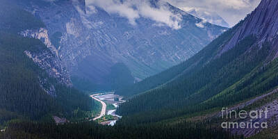 Landscape Royalty-Free and Rights-Managed Images - View over the Icefields Parkway, Canada by Henk Meijer Photography