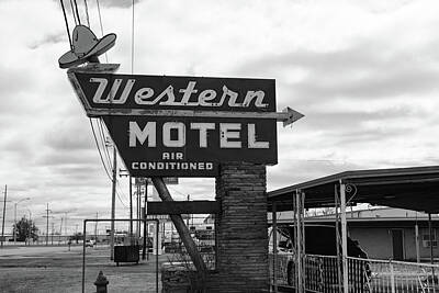 Golden Gate Bridge - Vintage Western Motel sign on Historic Route 66 in Bethany Oklahoma in black and white by Eldon McGraw